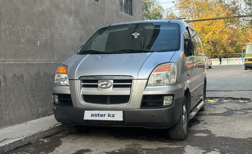 Hyundai Starex 2004 года за 4 200 000 тг. в Шымкент