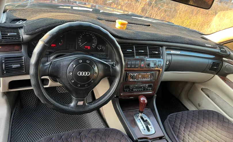 Audi A8 1997 года за 2 000 000 тг. в Карагандинская область