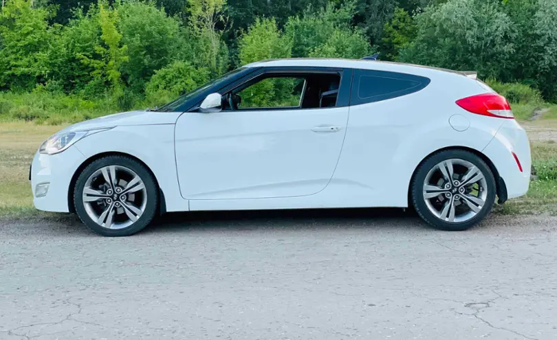 Hyundai Veloster 2012 года за 7 800 000 тг. в Семей