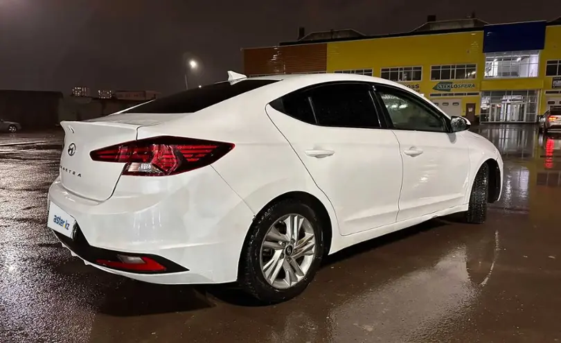 Hyundai Elantra 2019 года за 6 600 000 тг. в Астана фото 4