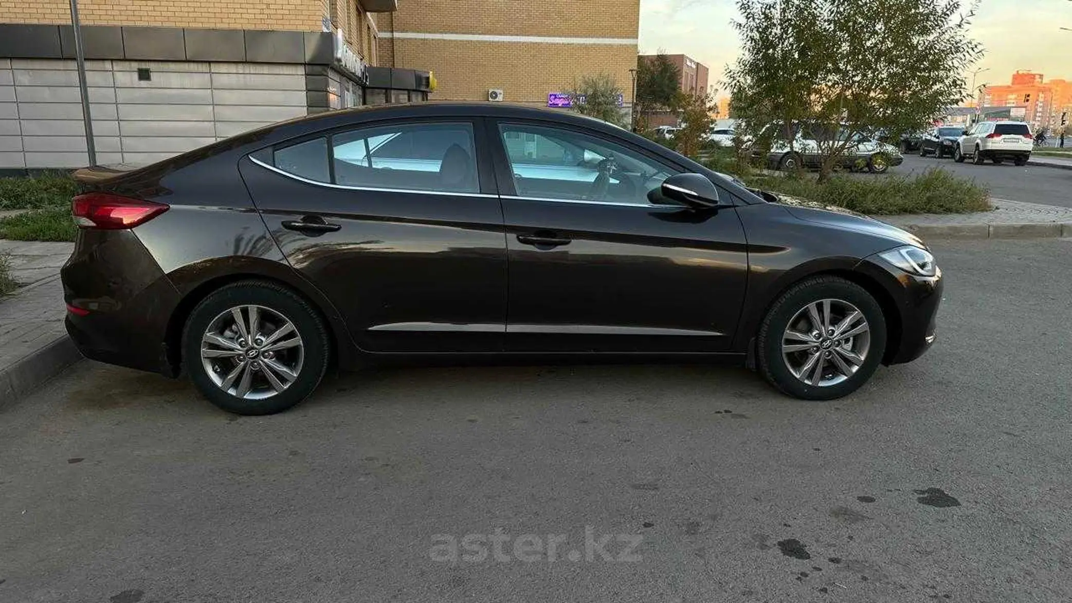 Hyundai Elantra 2018