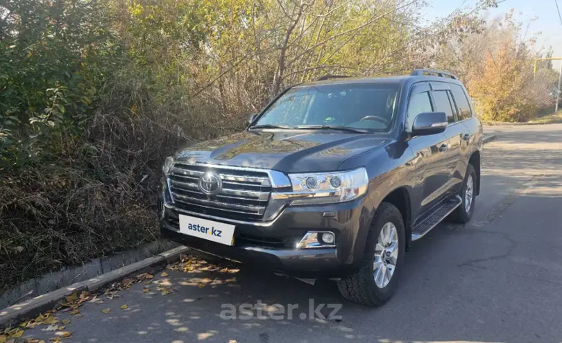 Toyota Land Cruiser 2016 года за 30 500 000 тг. в Алматы