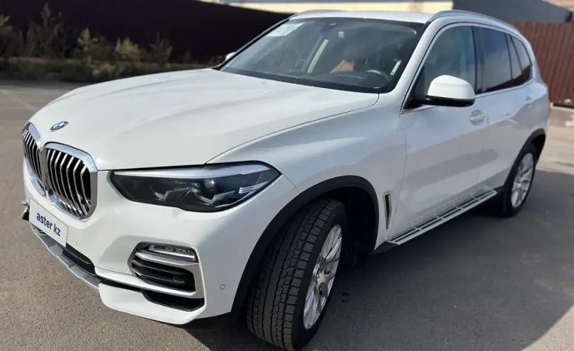 BMW X5 2019 года за 34 200 000 тг. в Астана