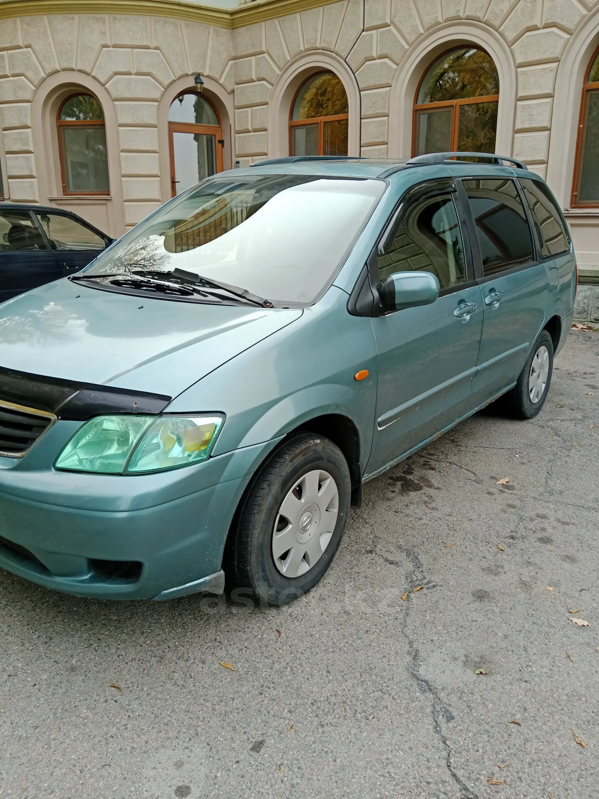 Mazda MPV 2001