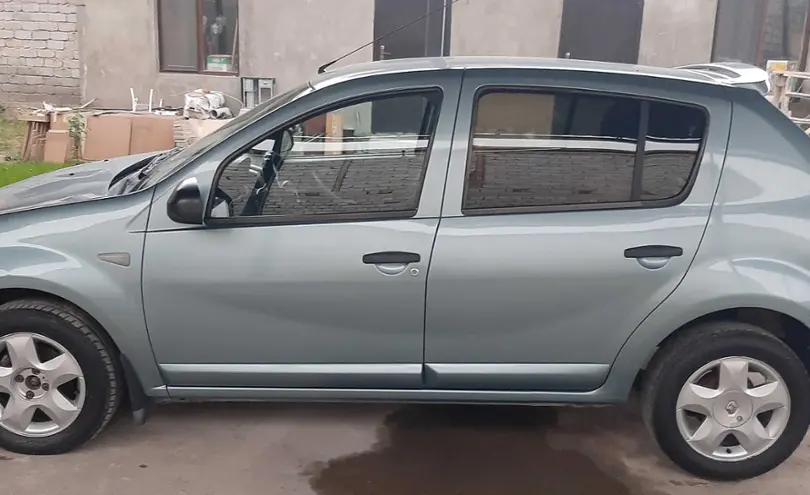 Renault Sandero 2013 года за 3 600 000 тг. в Шымкент