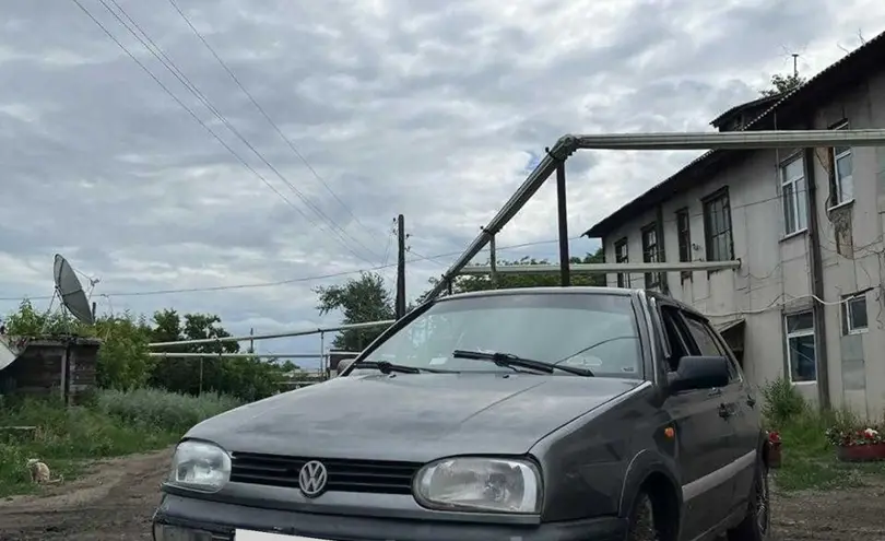 Volkswagen Golf 1993 года за 800 000 тг. в Астана