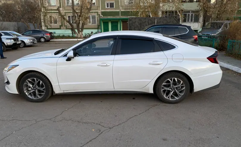 Hyundai Sonata 2021 года за 12 000 000 тг. в Астана