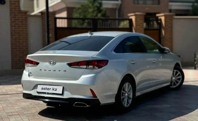 Hyundai Sonata 2018 года за 8 500 000 тг. в Мангистауская область