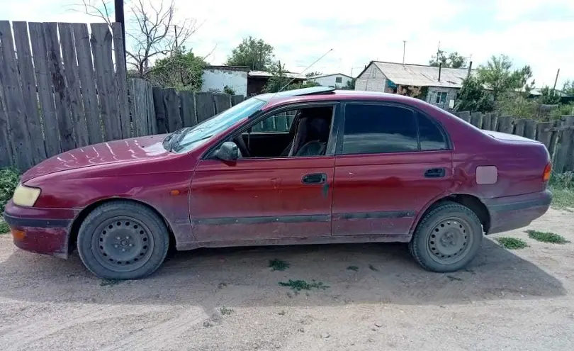 Toyota Carina E 1996 года за 1 200 000 тг. в Семей