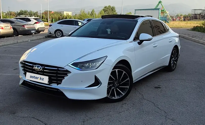 Hyundai Sonata 2023 года за 15 000 000 тг. в Алматы