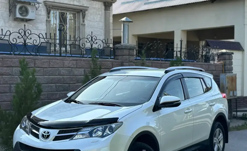 Toyota RAV4 2014 года за 9 900 000 тг. в Шымкент