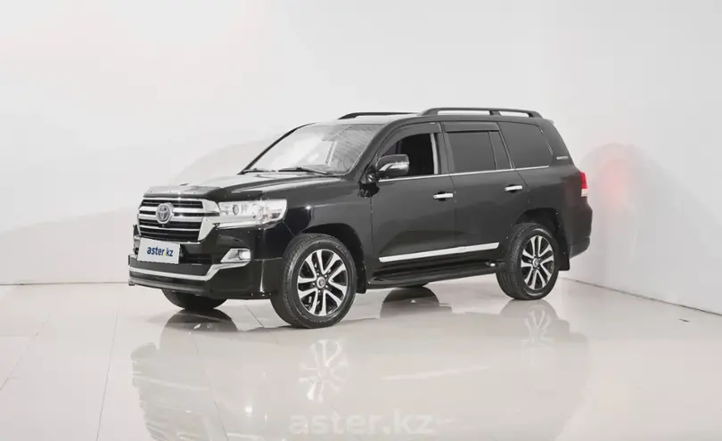 Toyota Land Cruiser 2017 года за 34 650 000 тг. в Алматы