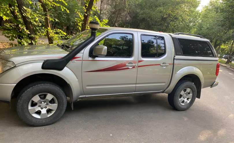 Nissan Navara (Frontier) 2009 года за 7 200 000 тг. в Алматы