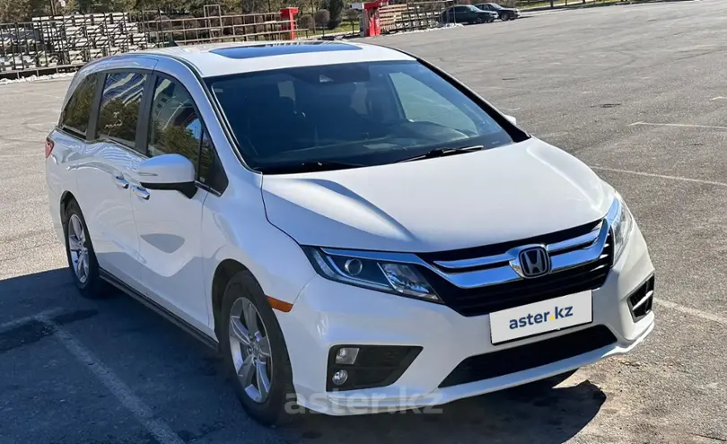 Honda Odyssey 2018 года за 15 800 000 тг. в Шымкент