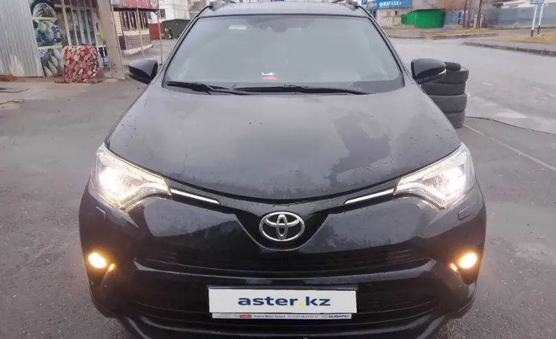 Toyota RAV4 2017 года за 12 500 000 тг. в Астана