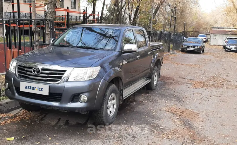 Toyota Hilux 2014 года за 14 000 000 тг. в Алматы