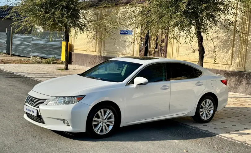 Lexus ES 2015 года за 12 200 000 тг. в Шымкент