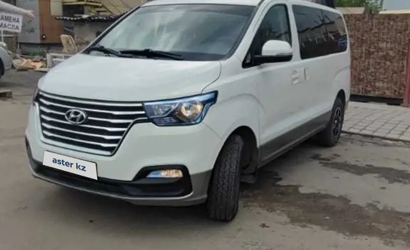 Hyundai H-1 2021 года за 20 000 000 тг. в Карагандинская область