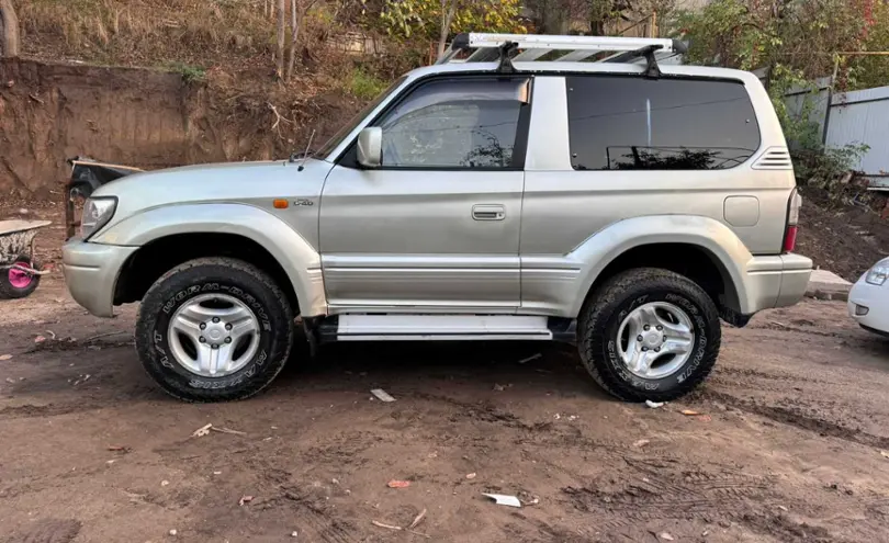 Toyota Land Cruiser Prado 2001 года за 3 800 000 тг. в Алматы