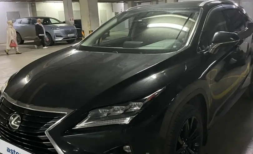 Lexus RX 2019 года за 21 000 000 тг. в Астана