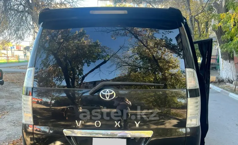 Toyota Voxy 2006 года за 6 600 000 тг. в Улытауская область фото 2