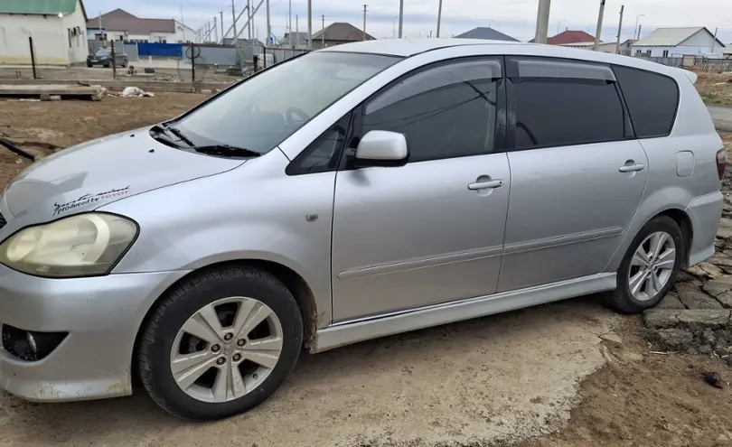 Toyota Ipsum 2005 года за 5 500 000 тг. в Атырау