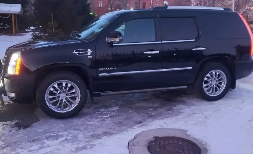 Cadillac Escalade 2012 года за 16 000 000 тг. в Уральск