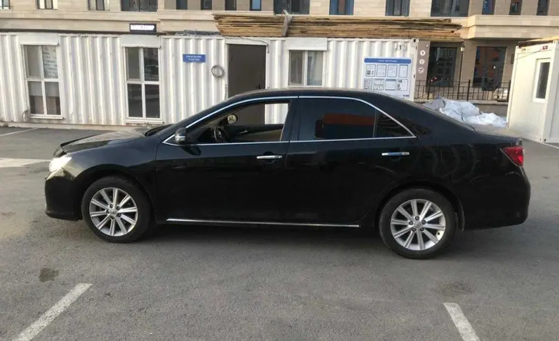 Toyota Camry 2013 года за 8 700 000 тг. в Астана