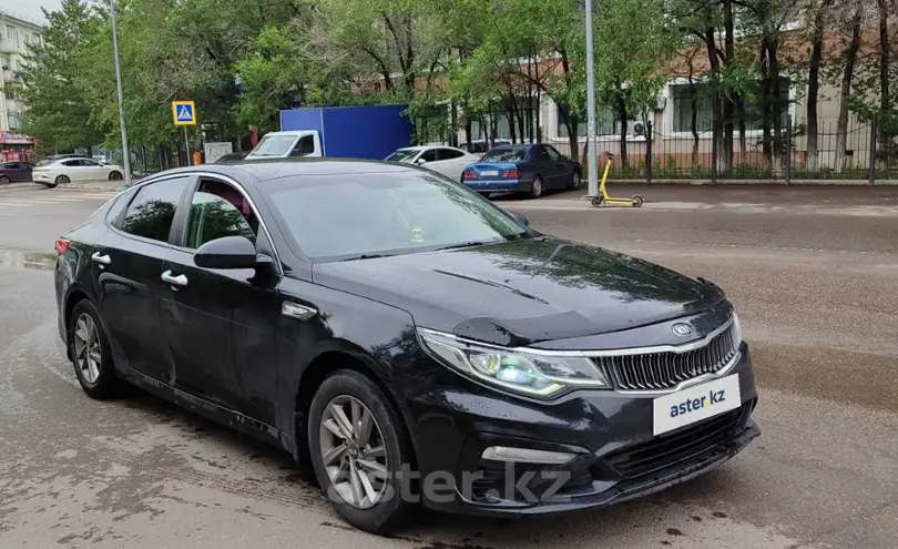 Kia K5 2017 года за 8 300 000 тг. в Астана