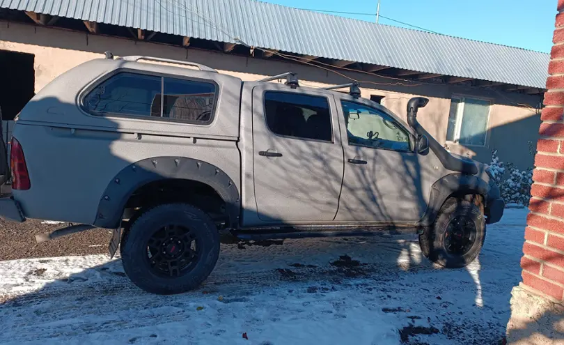 Toyota Hilux 2009 года за 9 000 000 тг. в Талдыкорган