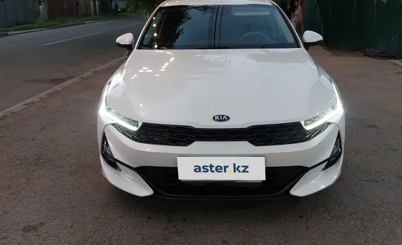 Kia K5 2021 года за 12 700 000 тг. в Алматы