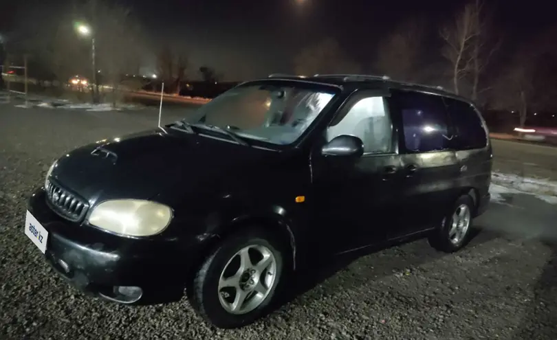 Kia Carnival 2002 года за 2 000 000 тг. в Караганда