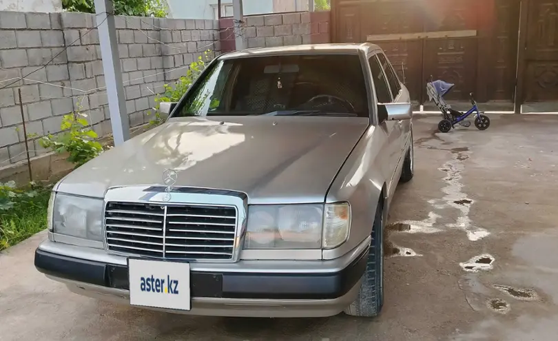 Mercedes-Benz W124 1988 года за 1 100 000 тг. в Шымкент