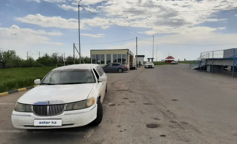 Lincoln Town Car 1998 года за 1 000 000 тг. в Усть-Каменогорск