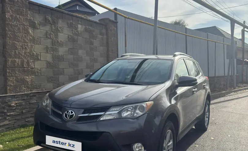 Toyota RAV4 2013 года за 9 500 000 тг. в Алматы