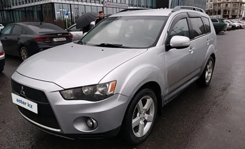 Mitsubishi Outlander 2010 года за 5 300 000 тг. в Астана