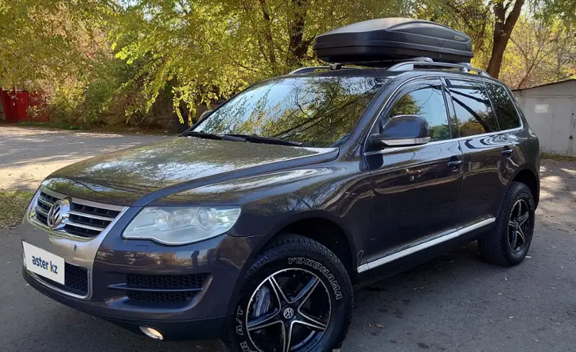 Volkswagen Touareg 2008 года за 8 000 000 тг. в Алматы