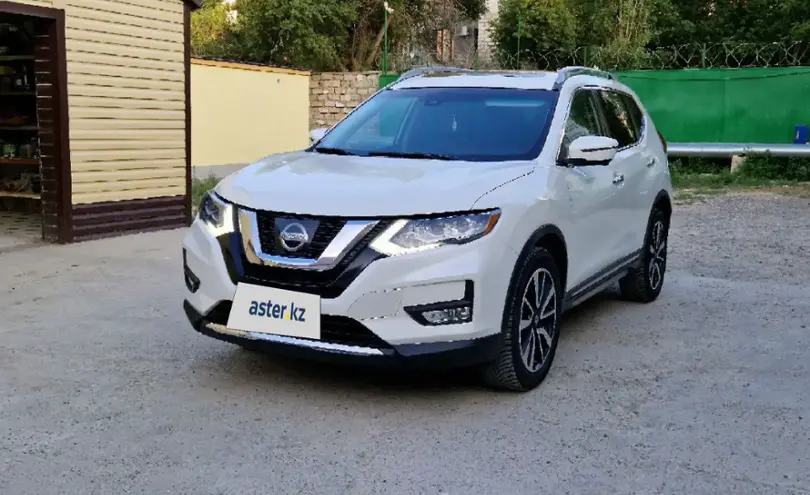 Nissan Rogue 2019 года за 11 500 000 тг. в Атырау