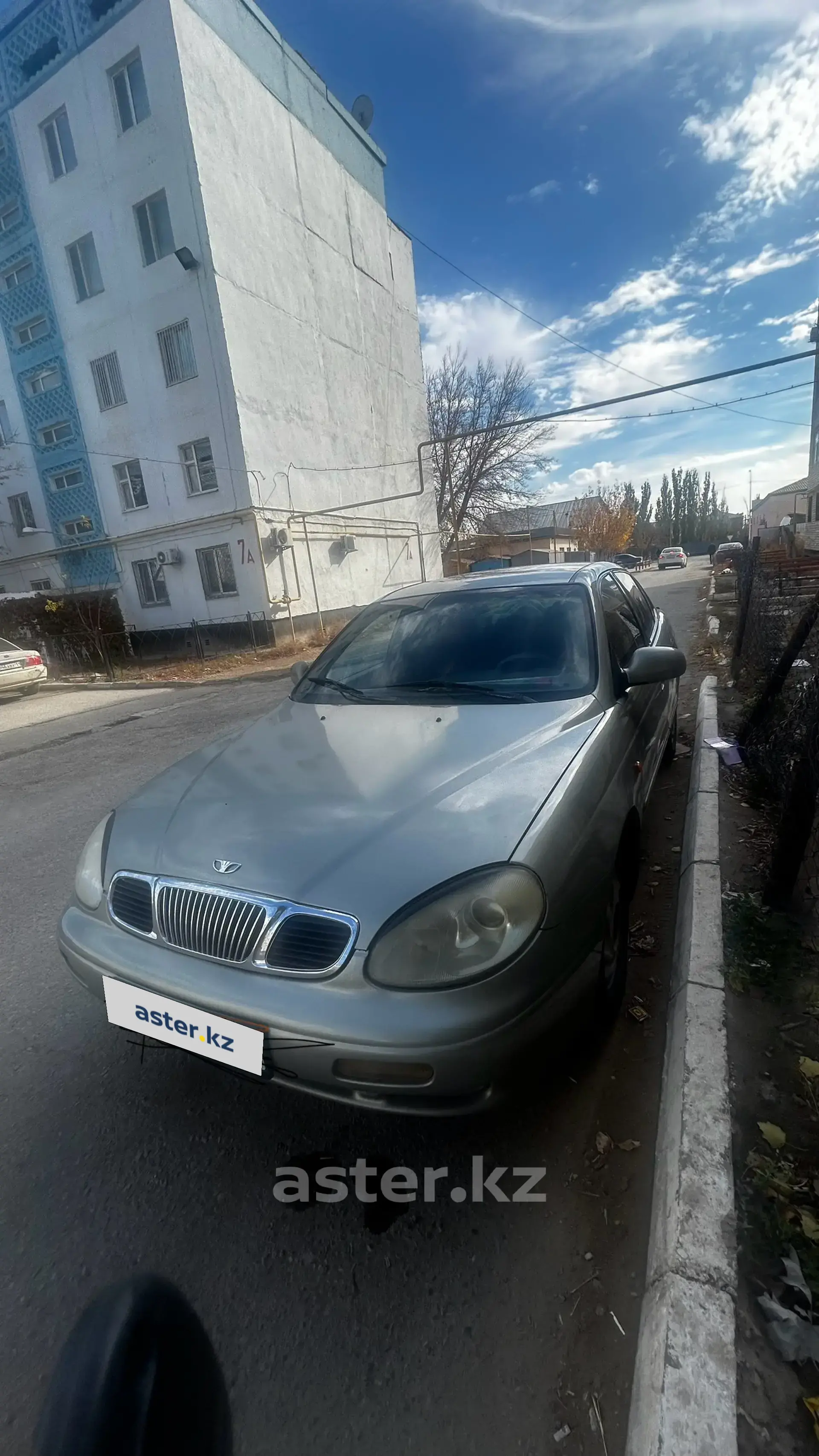 Daewoo Leganza 1998