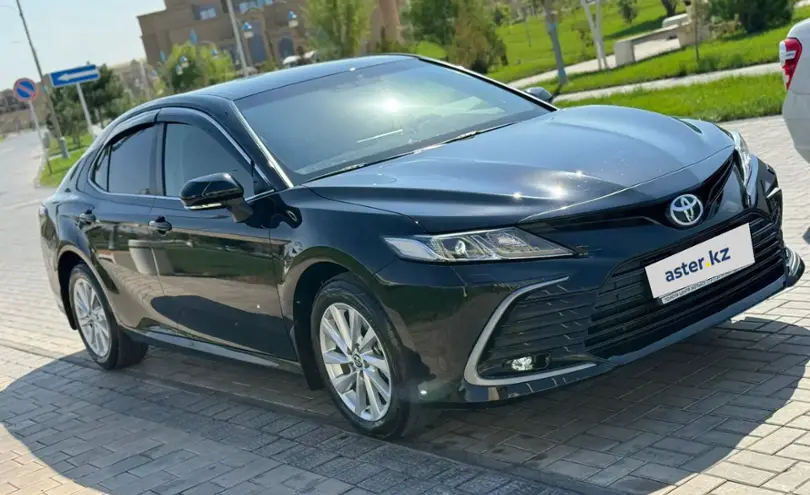 Toyota Camry 2023 года за 17 000 000 тг. в Шымкент