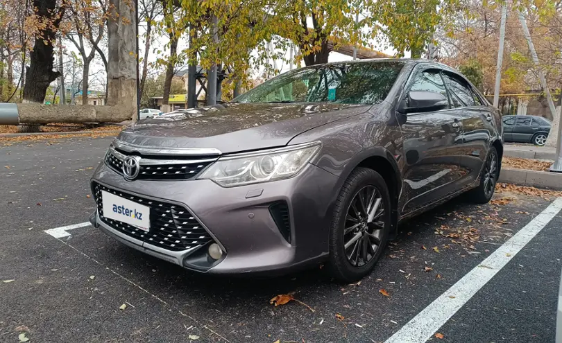 Toyota Camry 2015 года за 11 000 000 тг. в Шымкент