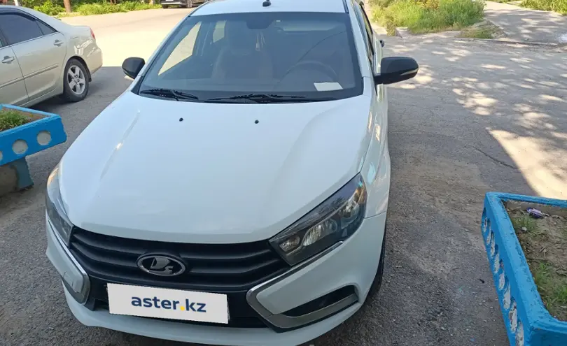 LADA (ВАЗ) Vesta 2018 года за 5 200 000 тг. в Шымкент