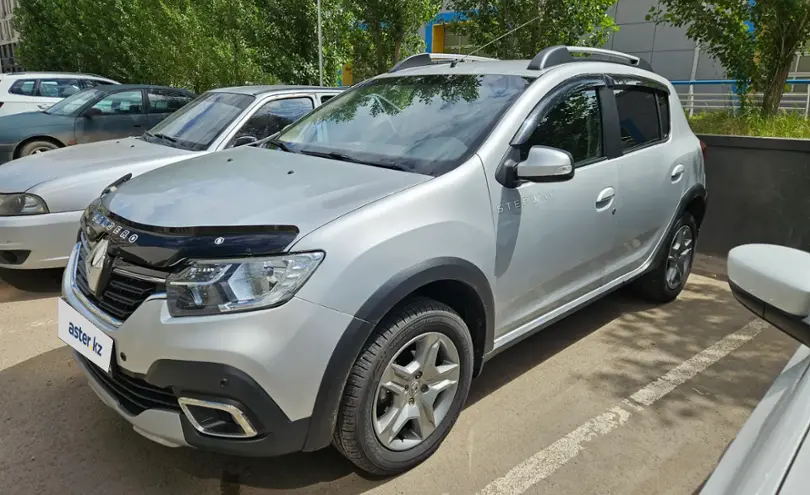 Renault Sandero 2019 года за 5 400 000 тг. в Астана