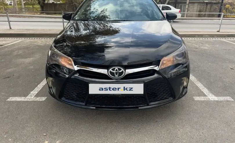 Toyota Camry 2015 года за 8 300 000 тг. в Шымкент