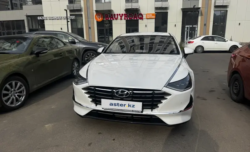 Hyundai Sonata 2022 года за 14 000 000 тг. в Алматы