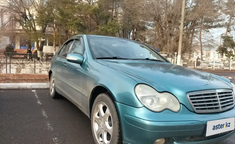 Mercedes-Benz C-Класс 2002 года за 3 500 000 тг. в Караганда