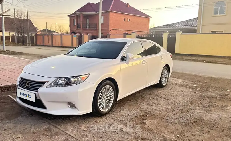 Lexus ES 2013 года за 13 000 000 тг. в Атырау