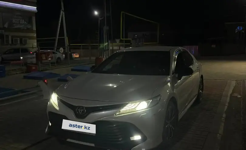 Toyota Camry 2020 года за 14 500 000 тг. в Алматы