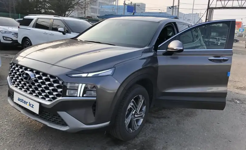 Hyundai Santa Fe 2021 года за 18 400 000 тг. в Семей