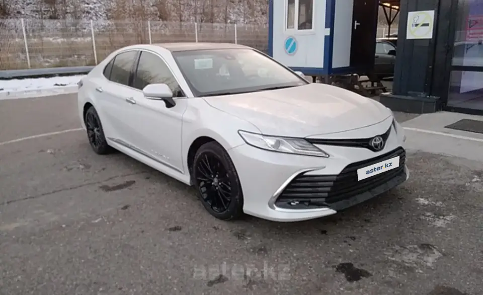 Toyota Camry 2023 года за 27 000 000 тг. в Усть-Каменогорск фото 3